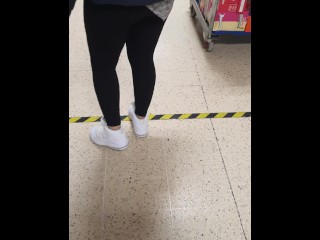 Step Mam Close By Leggings Doesn't Agitate Panties, Acquire Fucked By Pakistan Function Young Gentleman Close By Supermarket